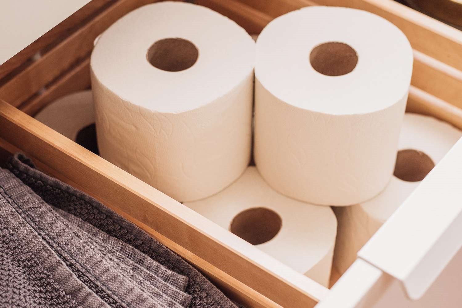How To Store Extra Paper Towels