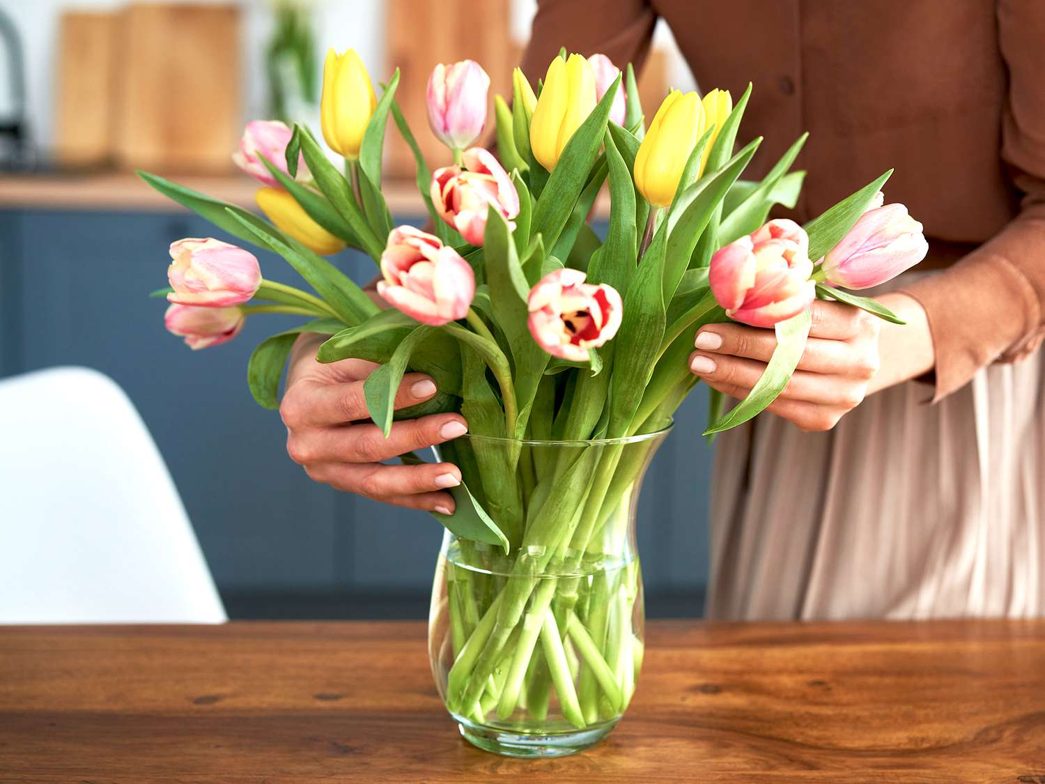 How To Store Flowers Before Giving Them
