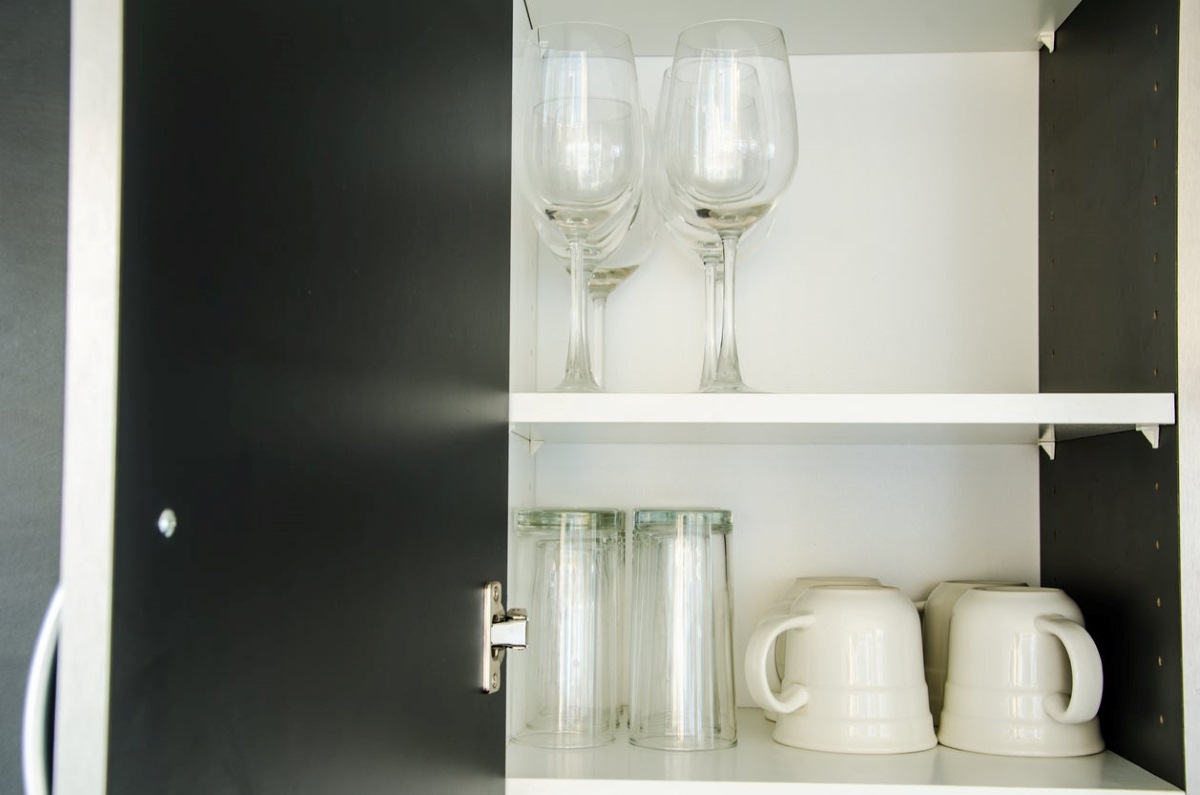 How To Store Glassware