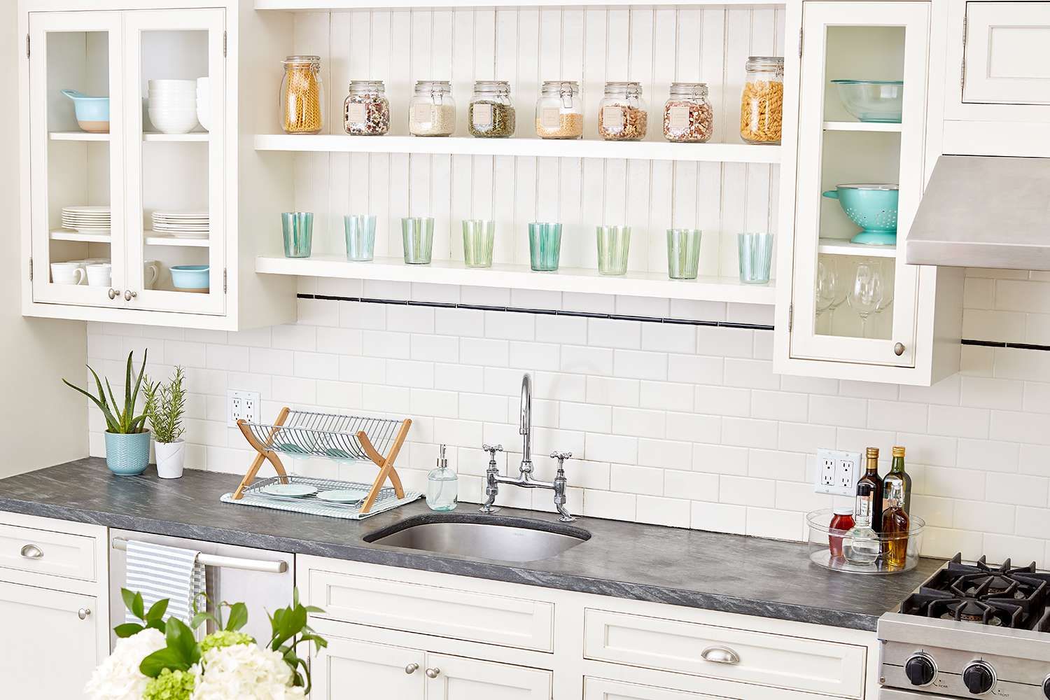 How To Store Glassware In Cabinets