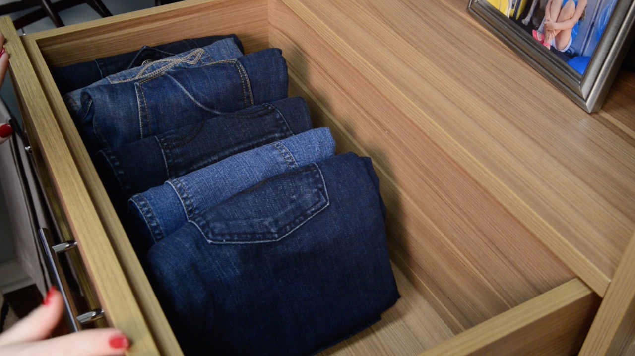 How To Store Jeans In A Drawer
