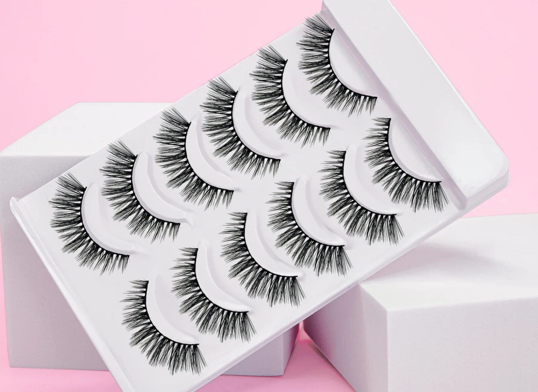 How To Store Lashes