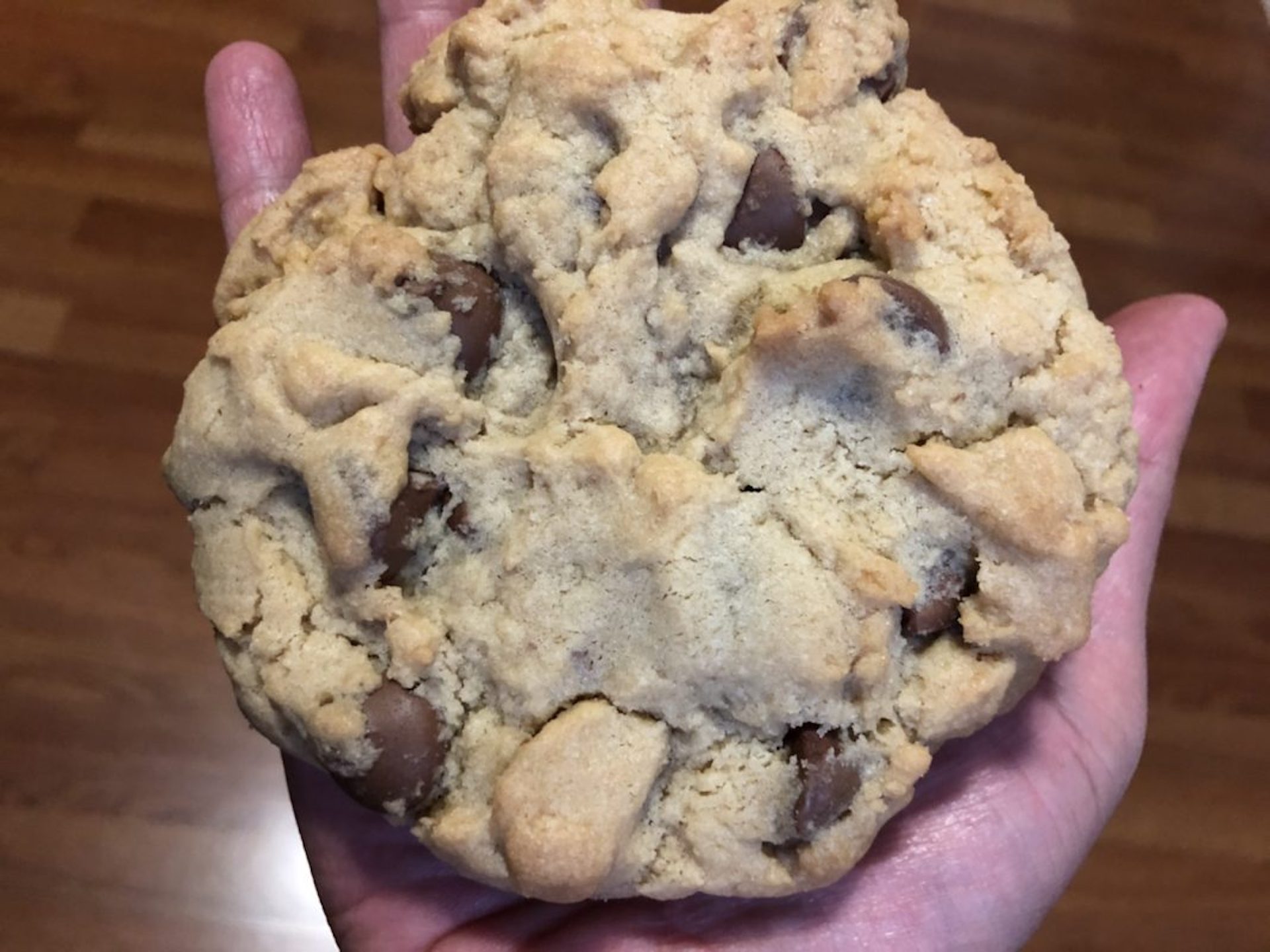 How To Store Leftover Crumbl Cookies