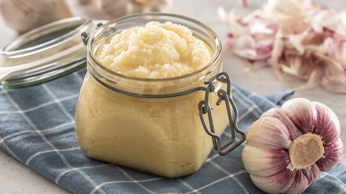 How To Store Minced Garlic In A Jar