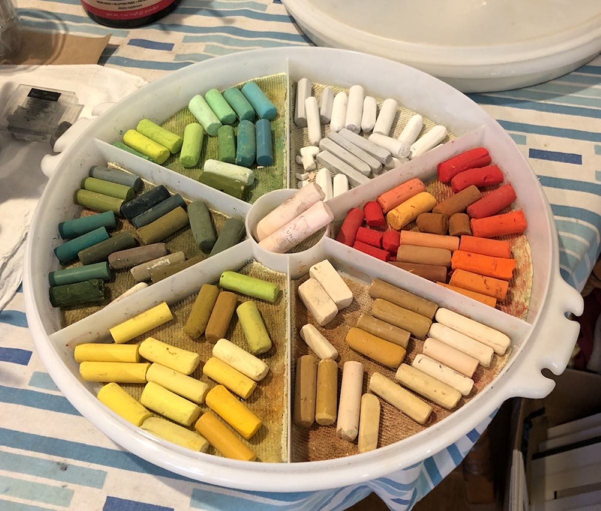 How To Store Oil Pastels