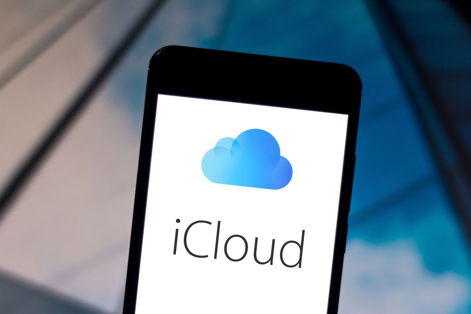 How To Store Photos On ICloud But Not IPhone