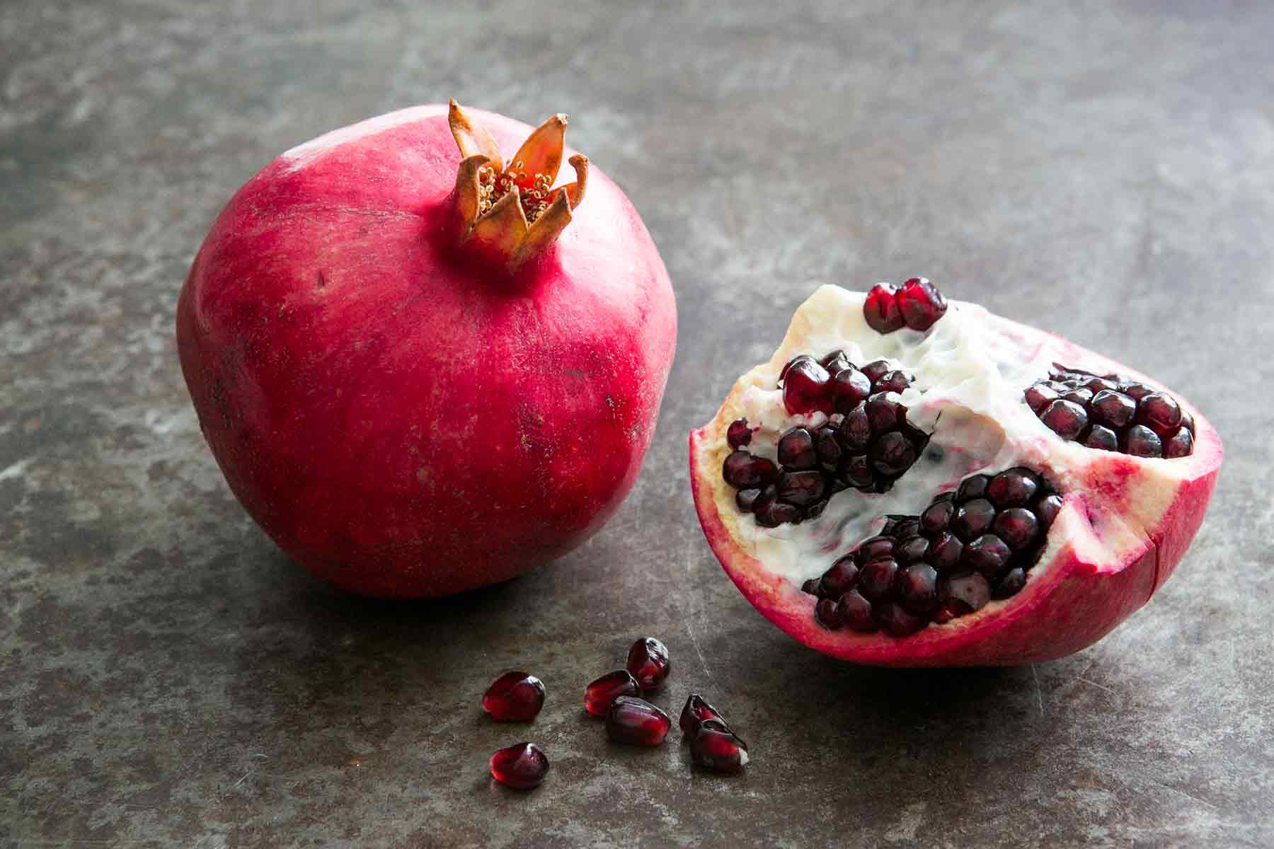 How To Store Pomegranate Once Cut