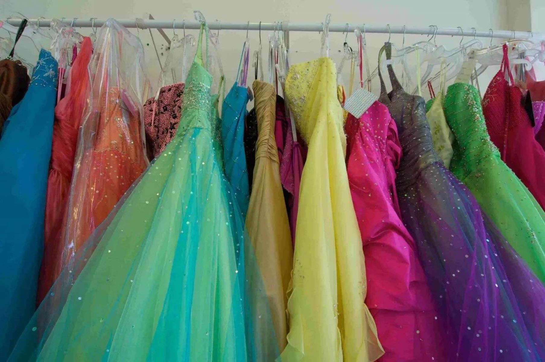 How To Store Prom Dresses
