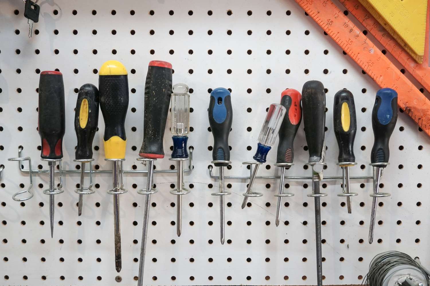 How To Store Screwdrivers