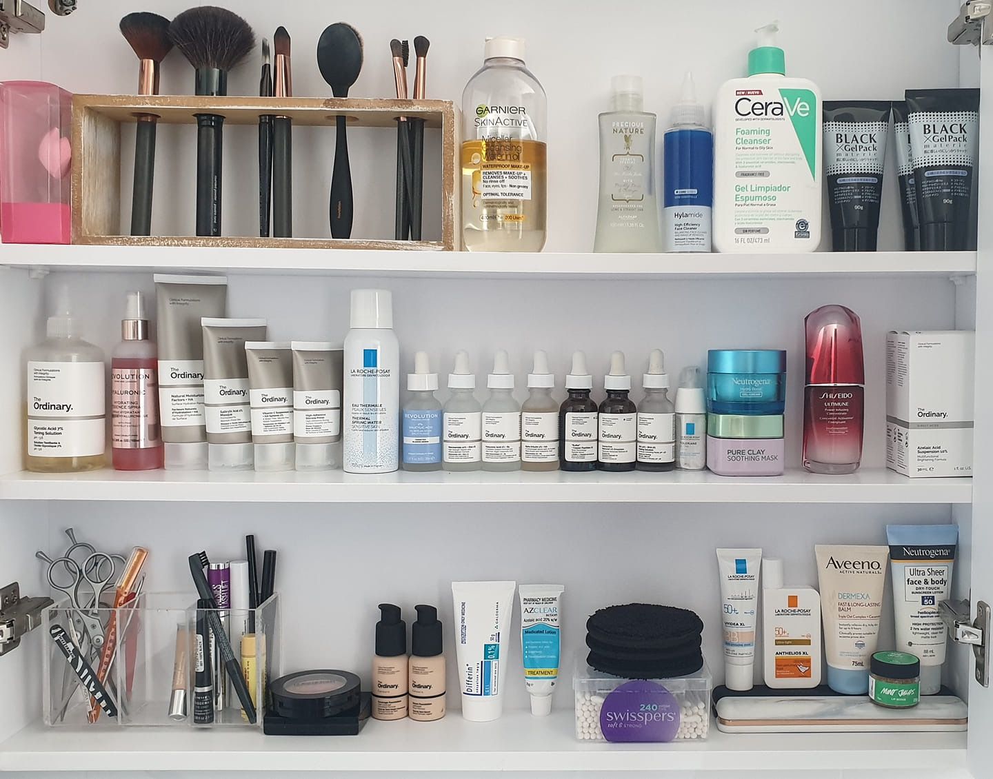 How To Store Skincare Products In Bathroom
