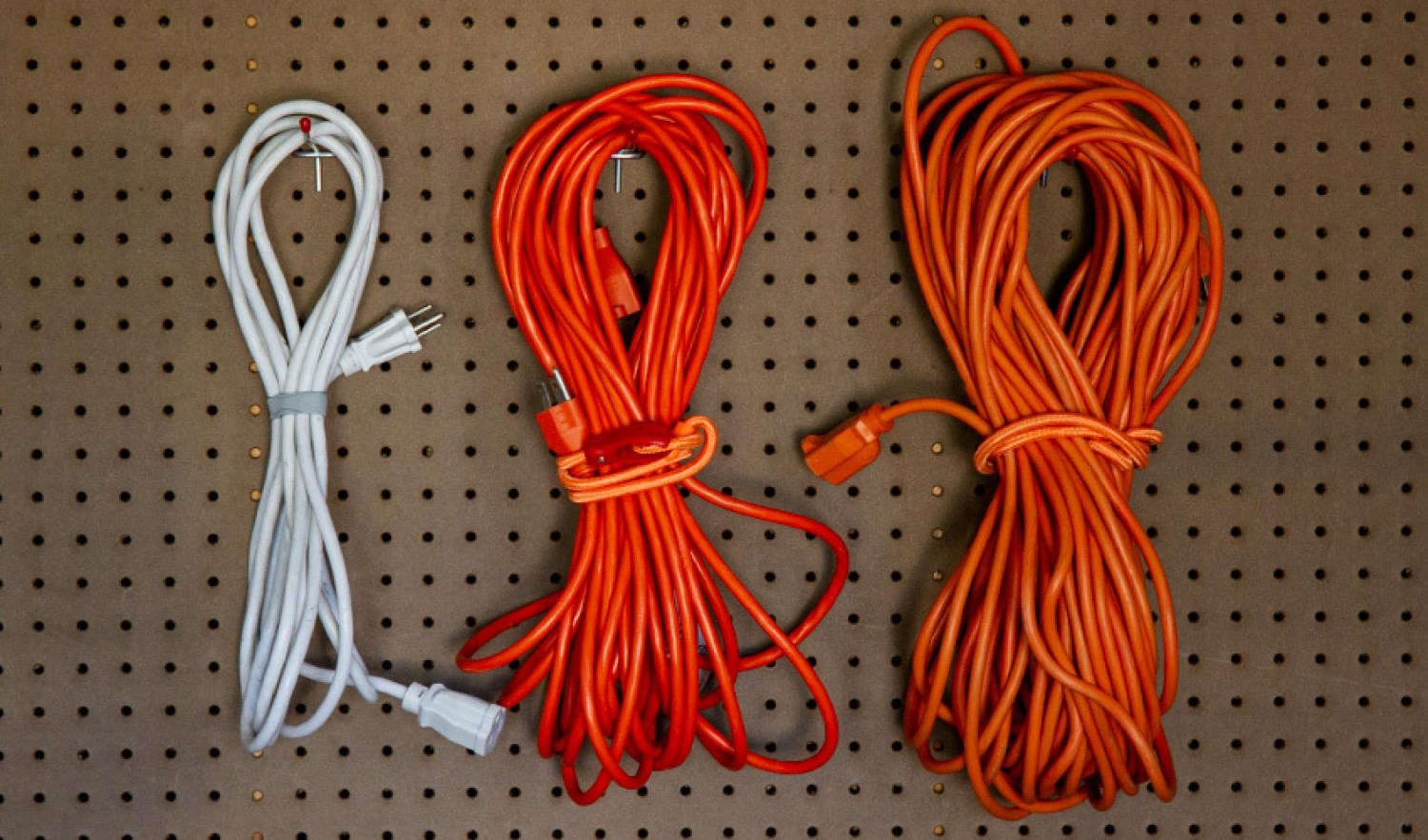 How To Tie An Electrical Cord