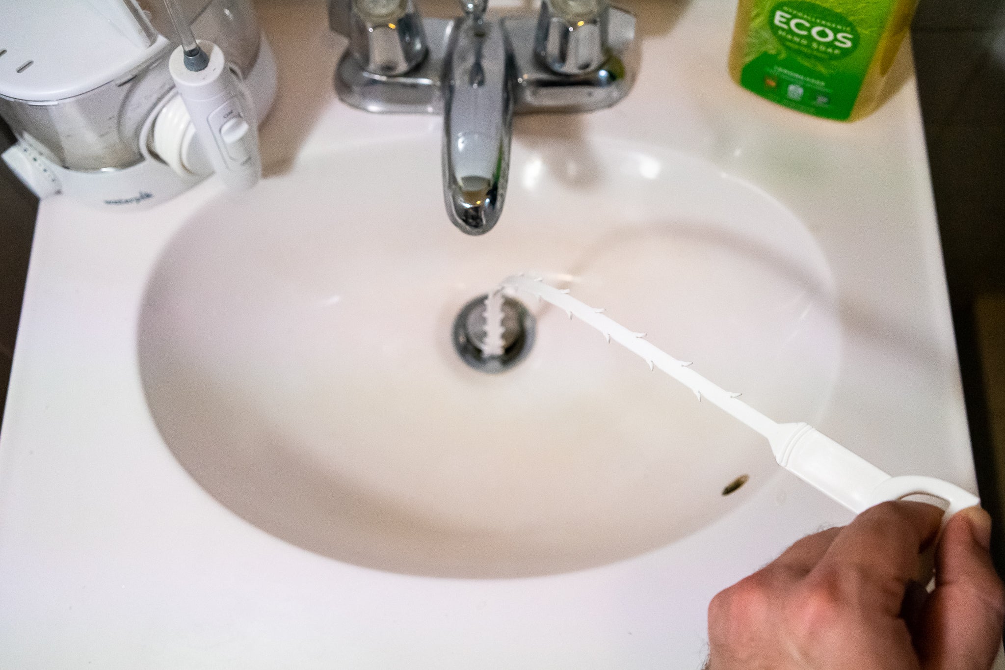 How To Unclog A Sink Without A Plunger