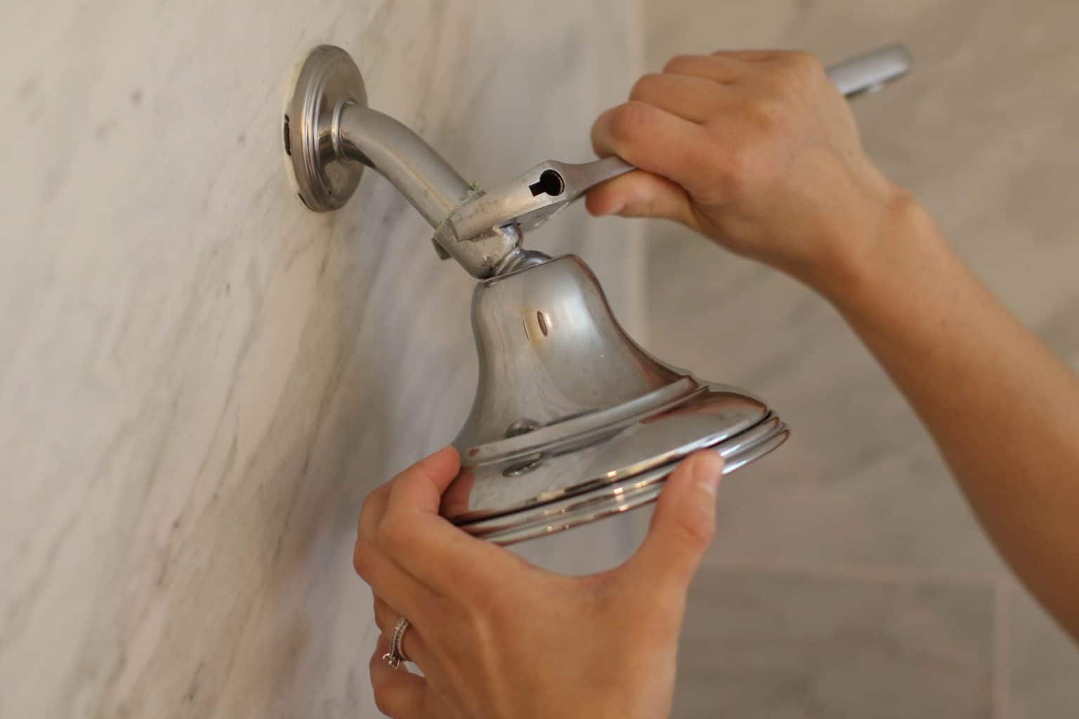 How To Unscrew Showerhead