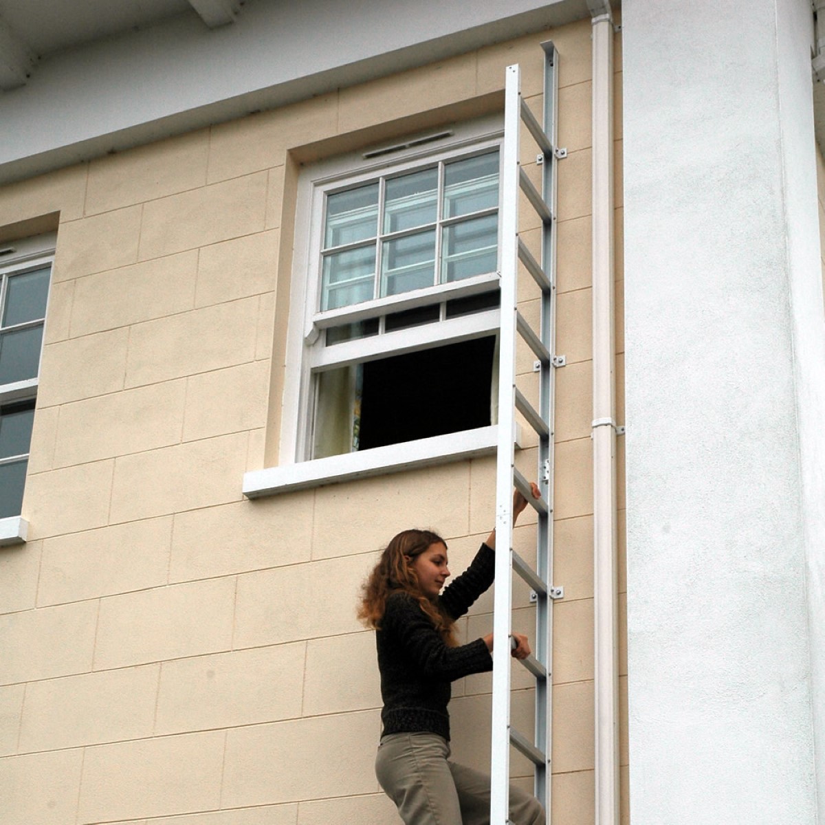 How To Use Fire Escape Ladder