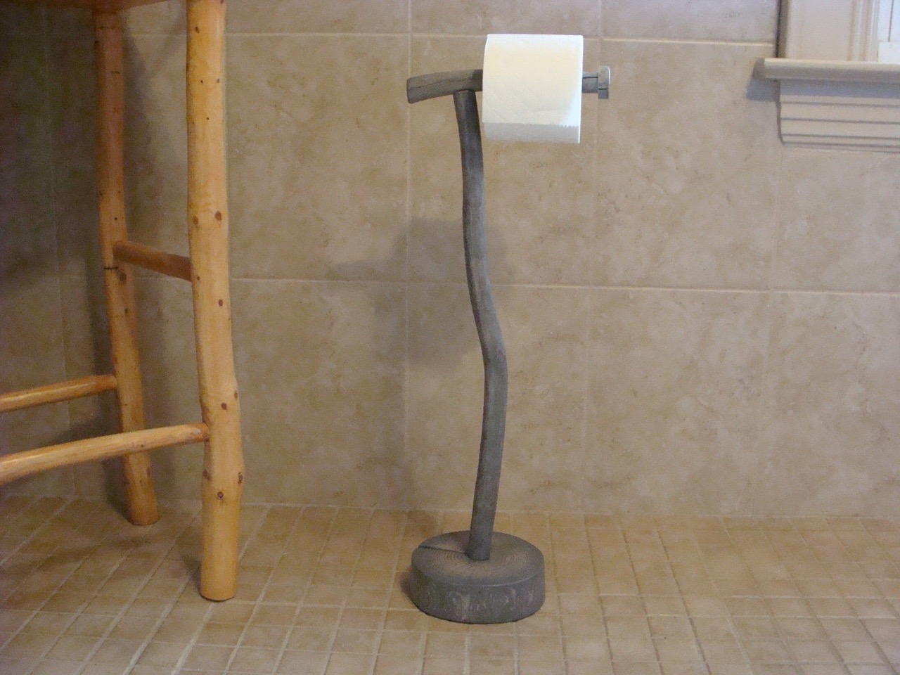 How To Use Pedestal Toilet Paper Holder
