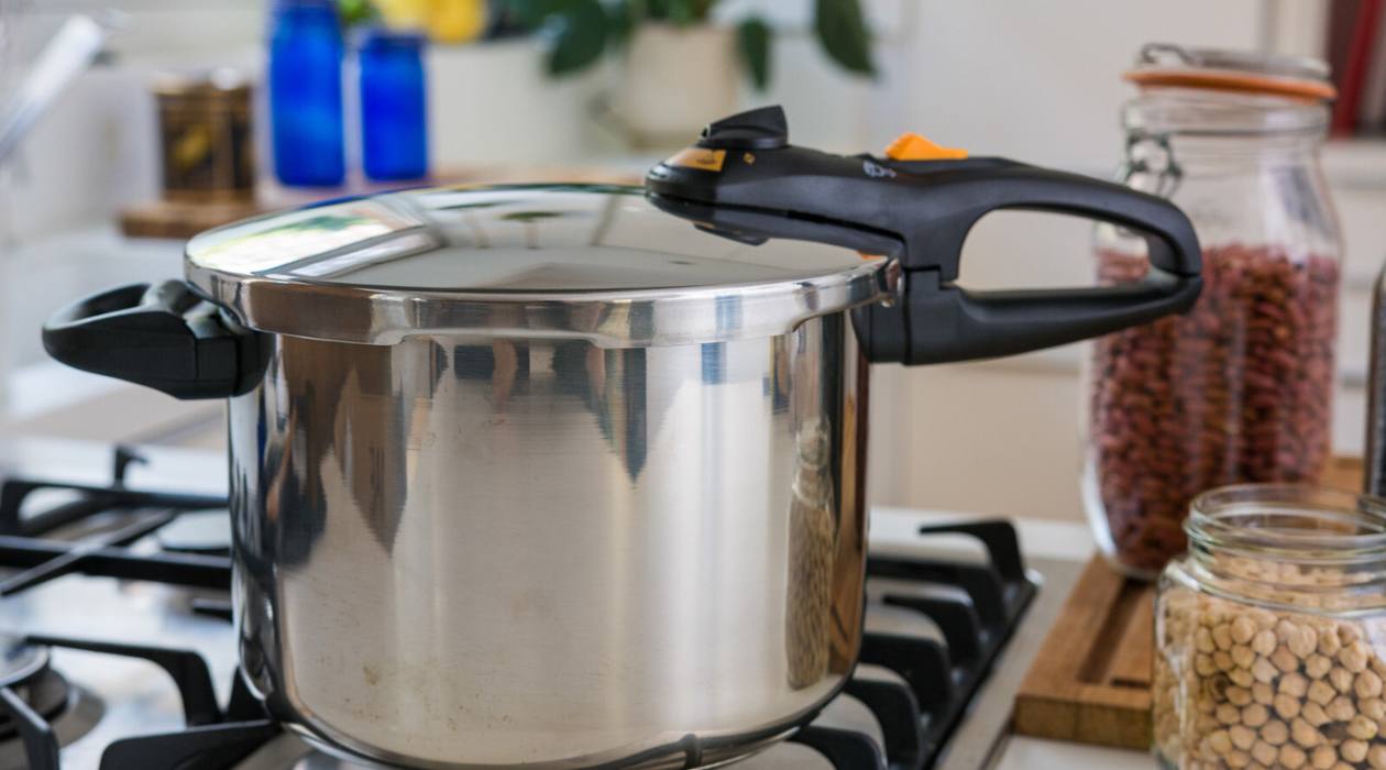 How To Use Stove Top Pressure Cooker