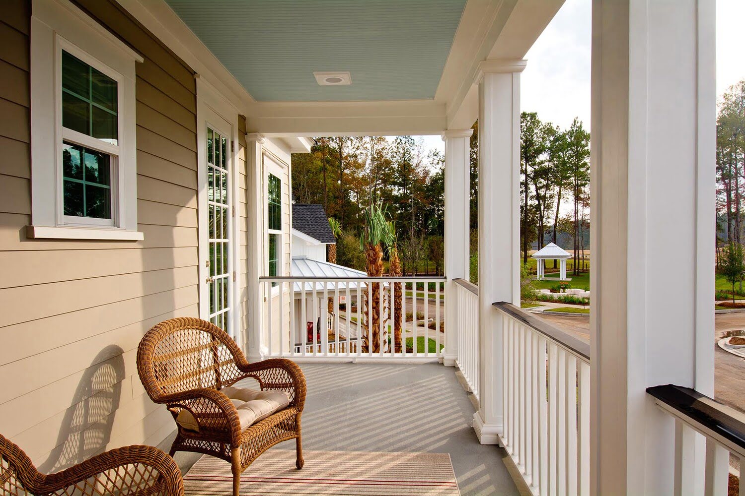 How Wide Should A Front Porch Be