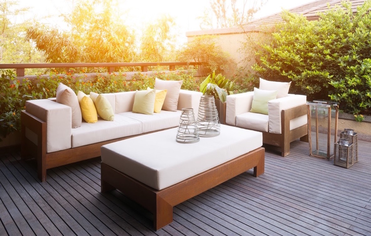 Outdoor Furniture And Fabric Ideas