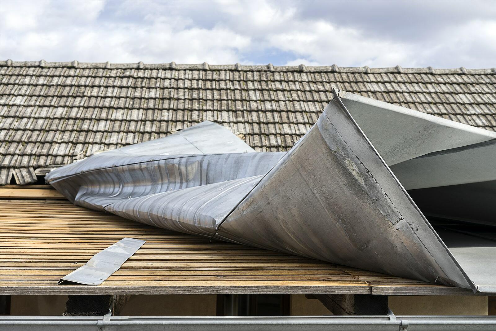 What Are The Disadvantages Of A Metal Roof?