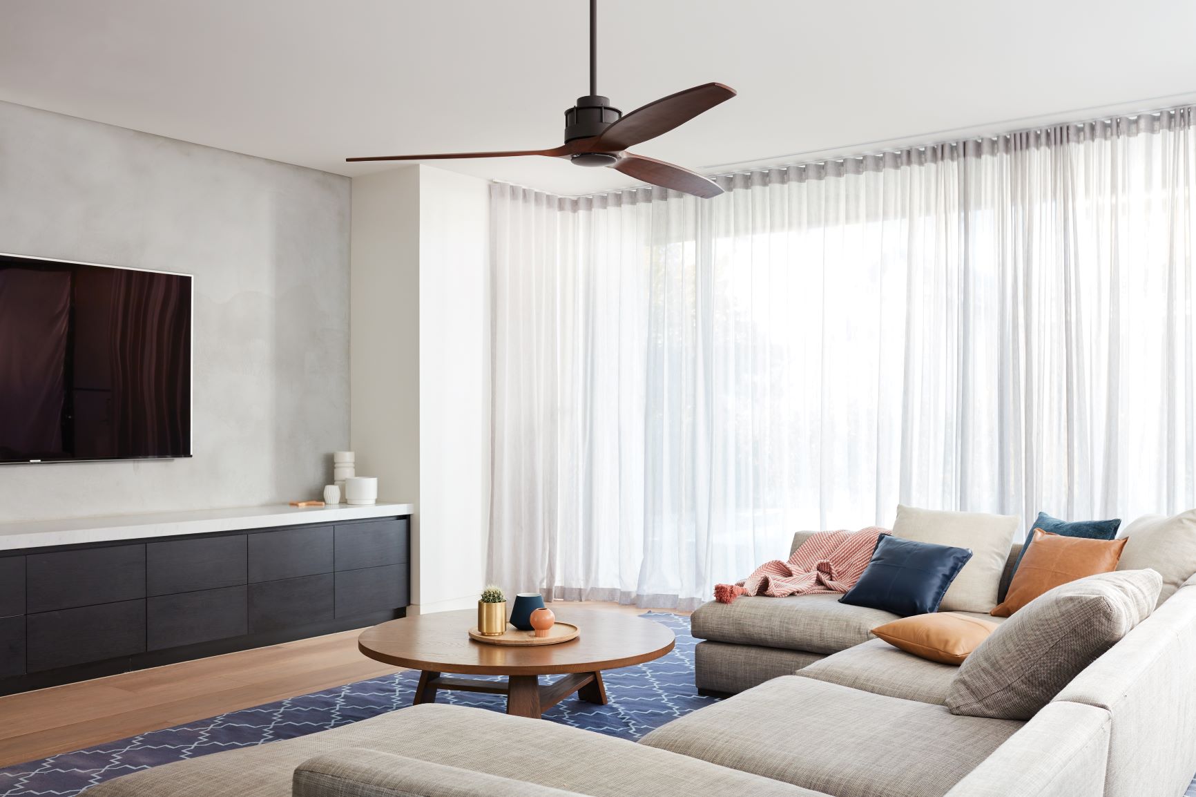 What Ceiling Fan Color Is Best For A Living Room