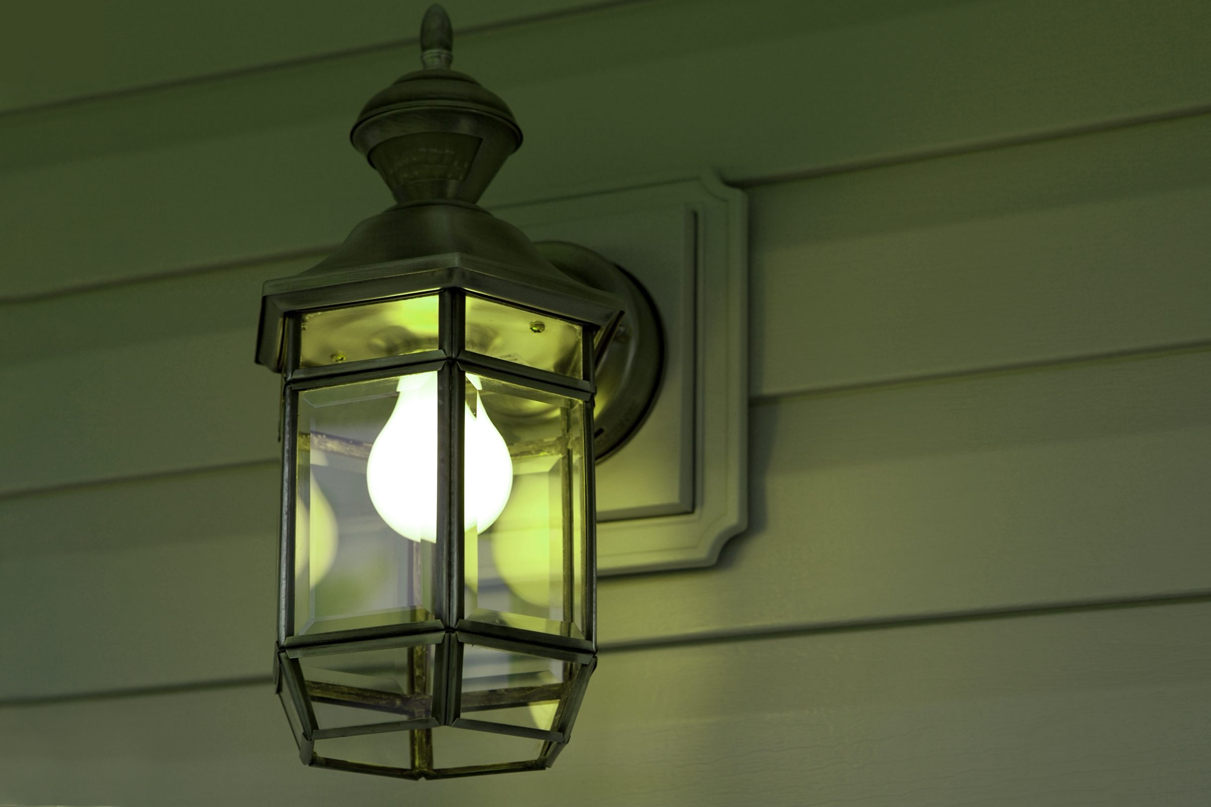 What Does A Green Porch Light Signify