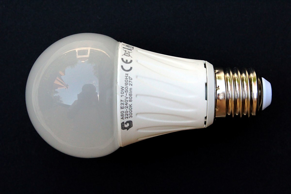 What Is A Self-Ballasted LED Bulb