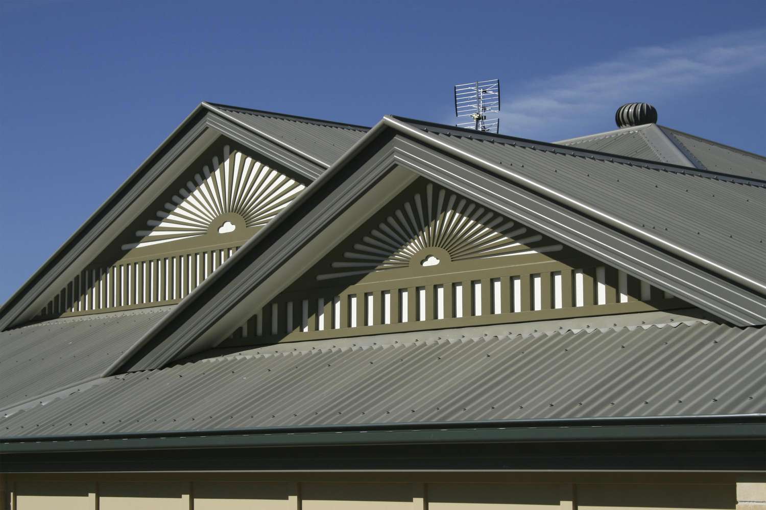 What Is A Standing Seam Metal Roof