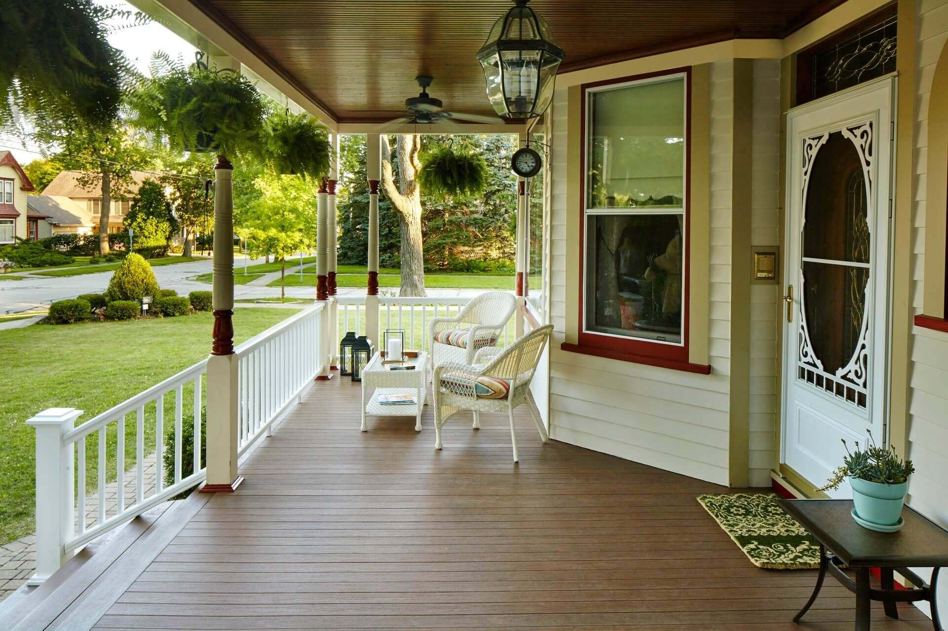 What Is The Difference Between A Porch And A Lanai