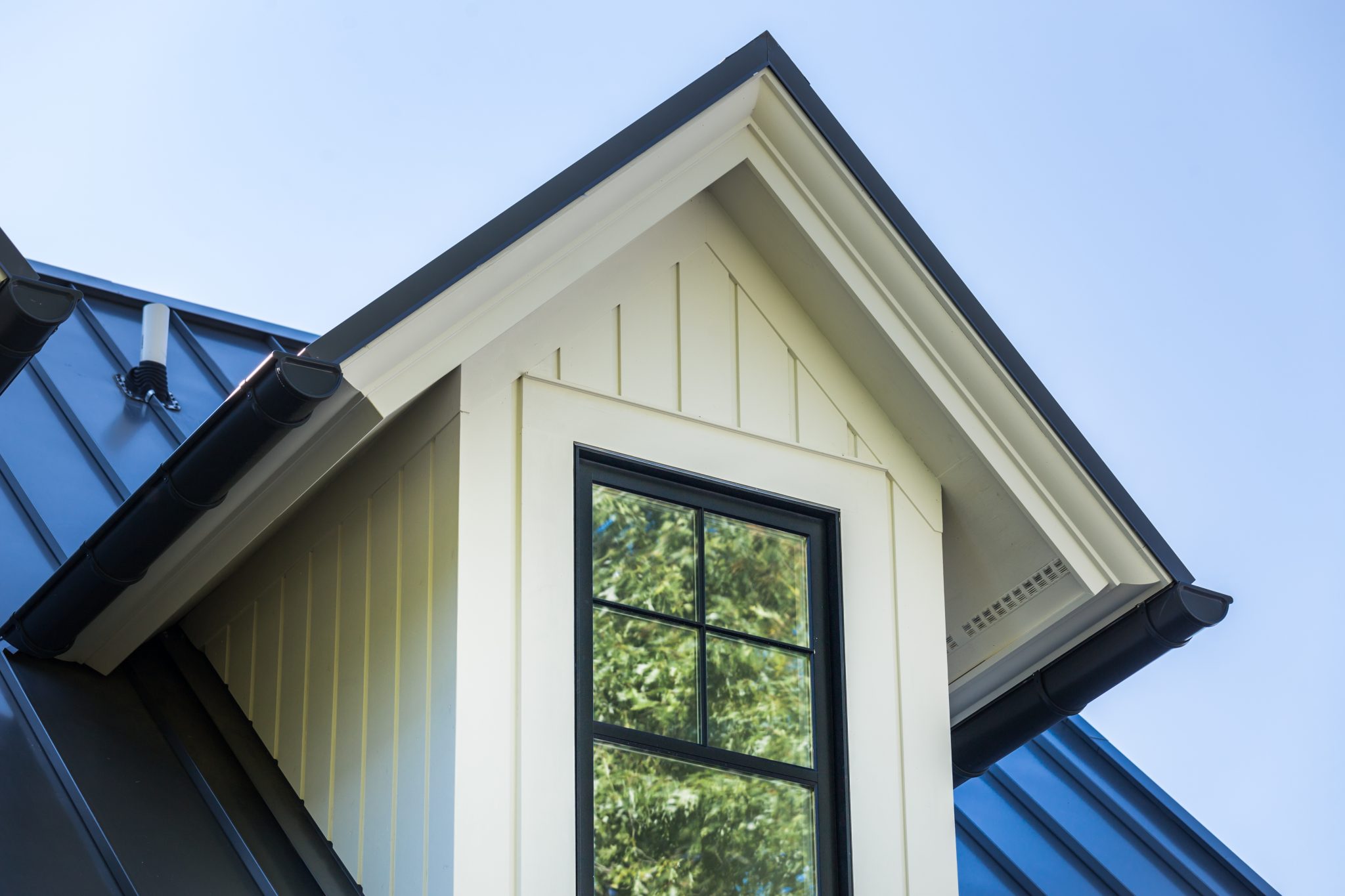 What Is Vertical Siding