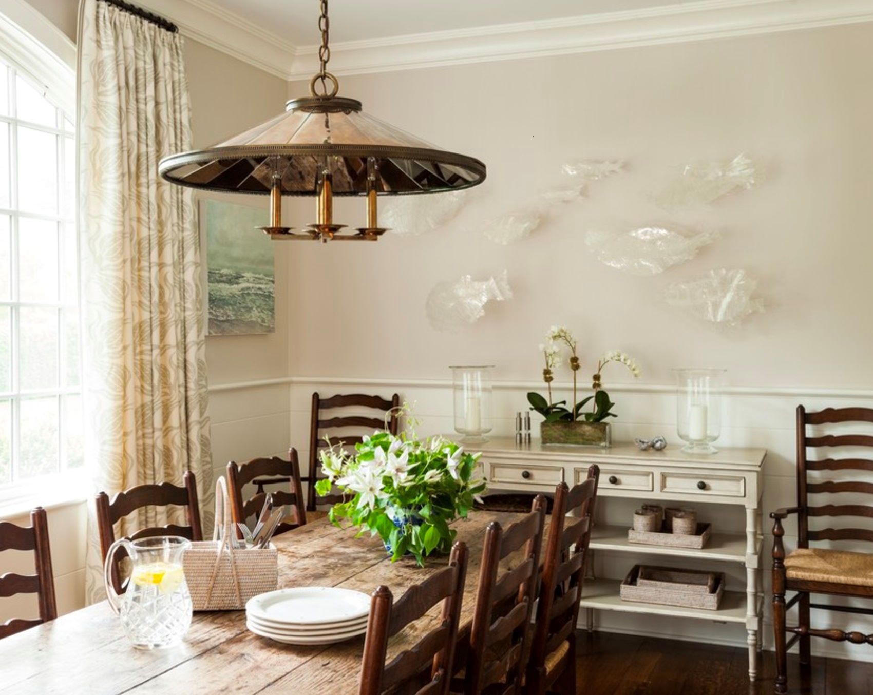What To Put On Your Dining Room Table