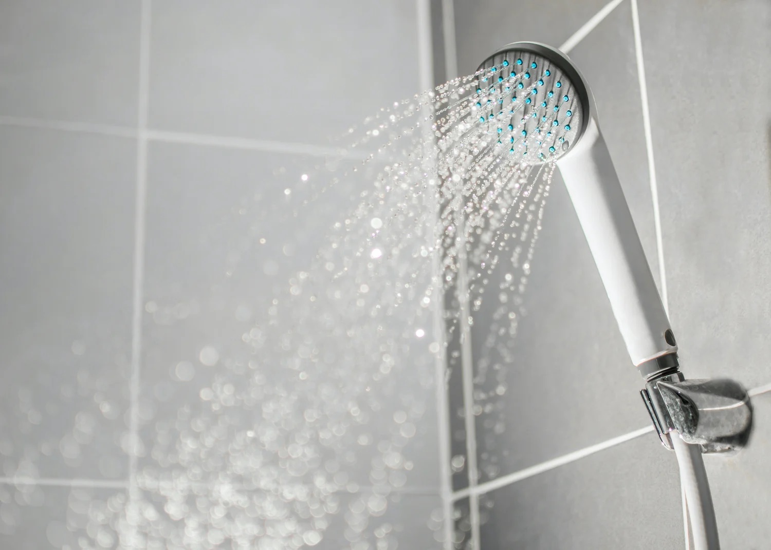 Which Direction Should A Showerhead Face