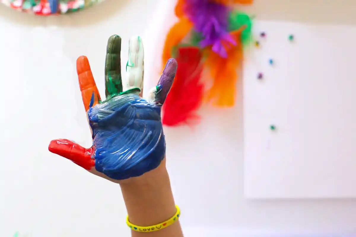 Crayola 5 Pieces Set: Bathtub Finger Paint Soap Kids 3 fl oz, Blue, Red,  Green, Pink & Purple