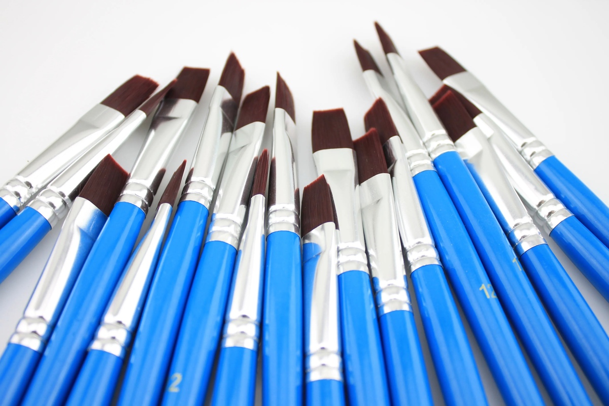 12 Amazing Oil Paint Brushes For 2024