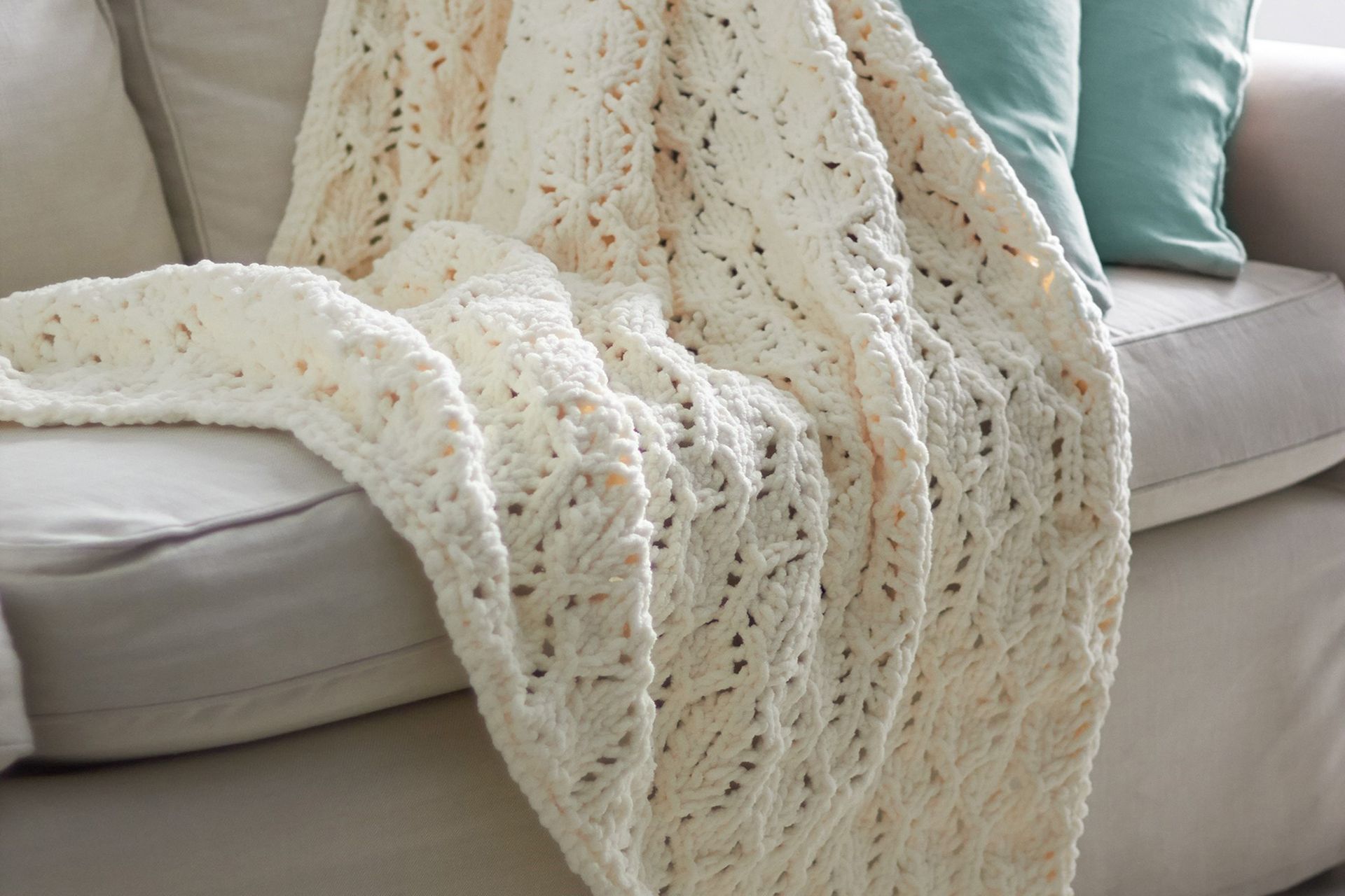 12 Best Bernat Blanket Yarn for 2024