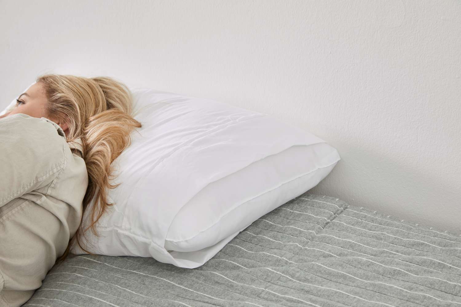 12 Best Pillows For Side Sleepers for 2024