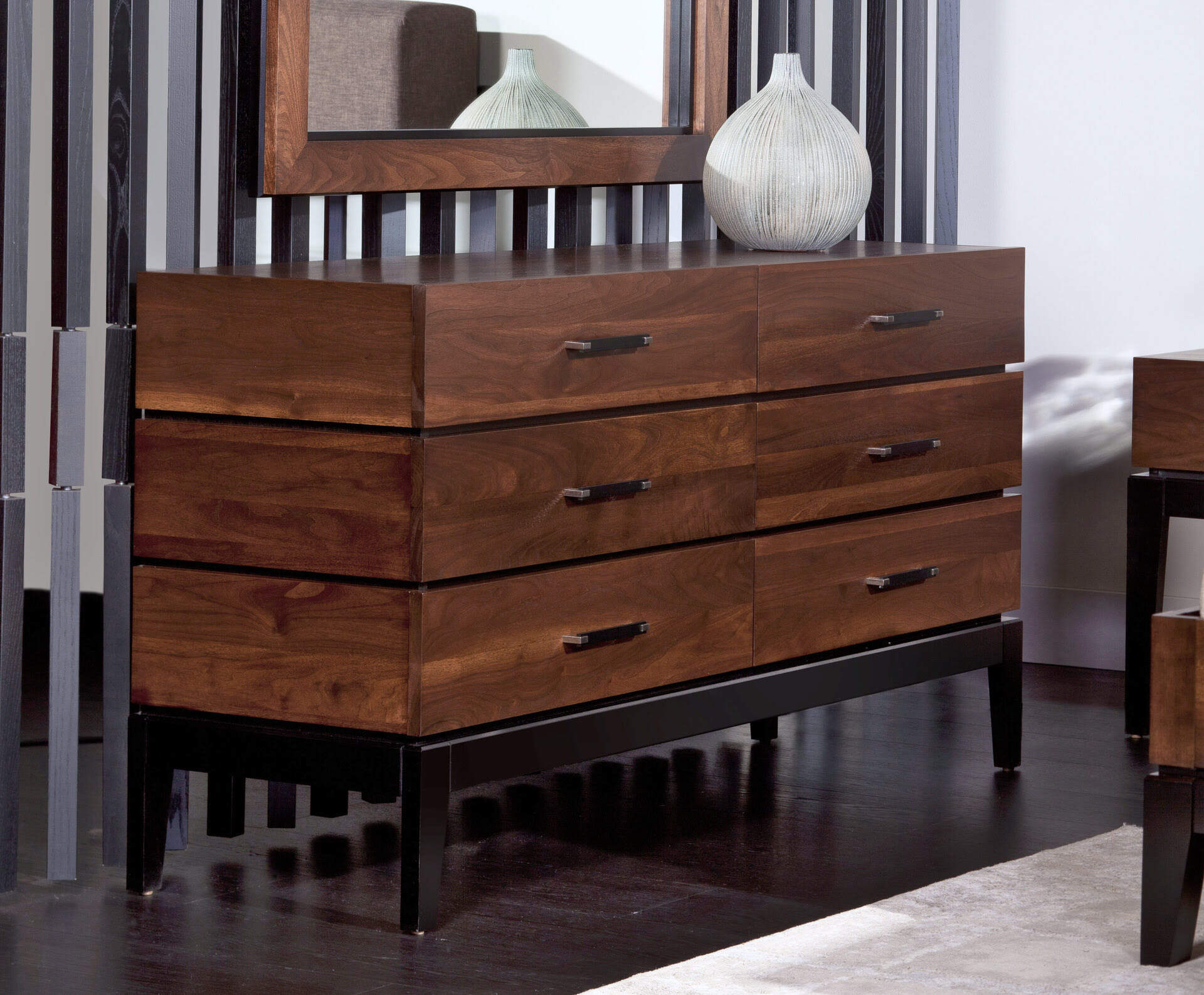 https://storables.com/wp-content/uploads/2023/10/12-incredible-brown-dresser-for-2023-1697413184.jpg