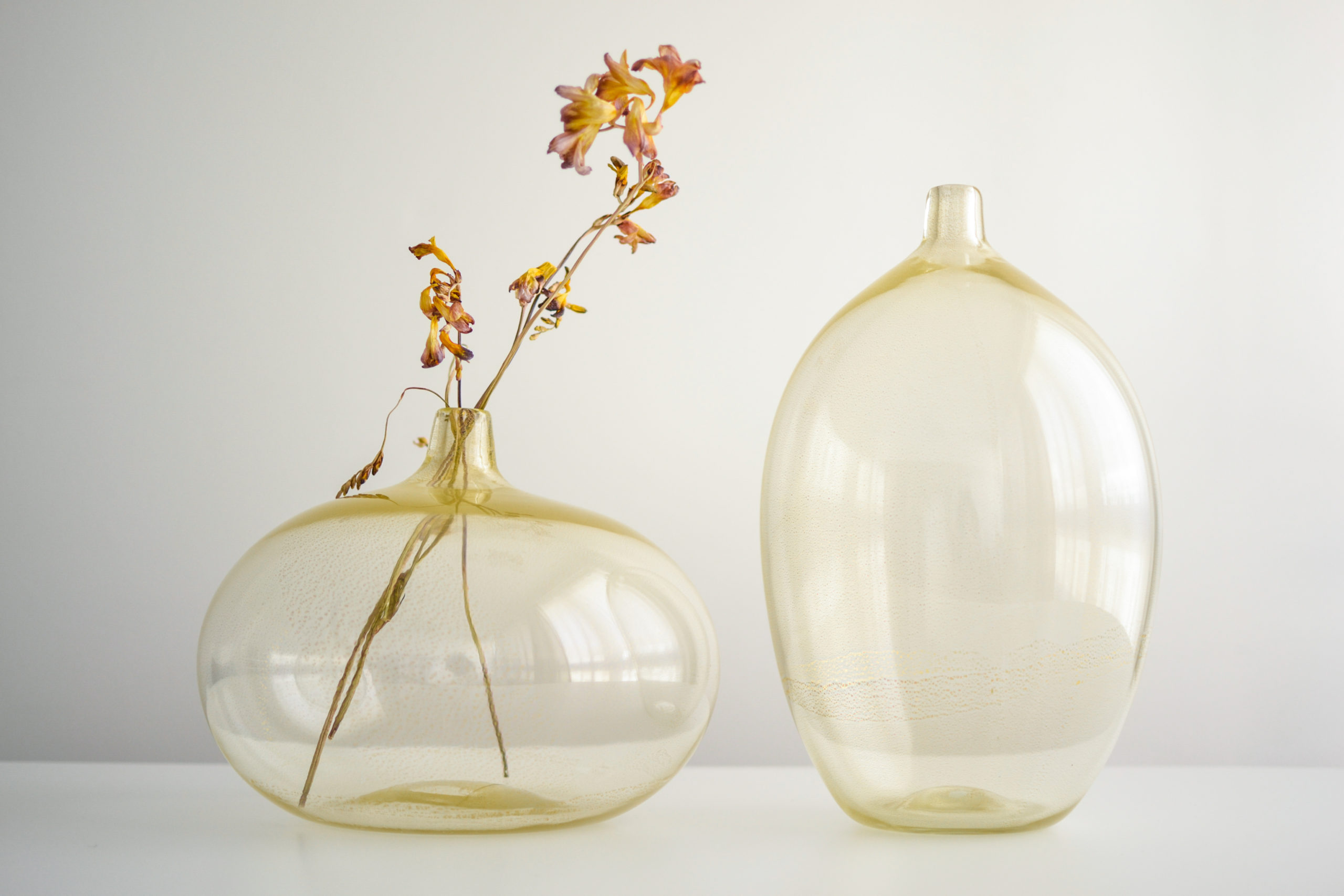 YANWE1 Clear Glass Vase, Large Glass Vase, Tall Flower Vase, Floor Vase,  Modern Vase, Decorative Vase for Living Room, Dining Table, Mantle, Shelf