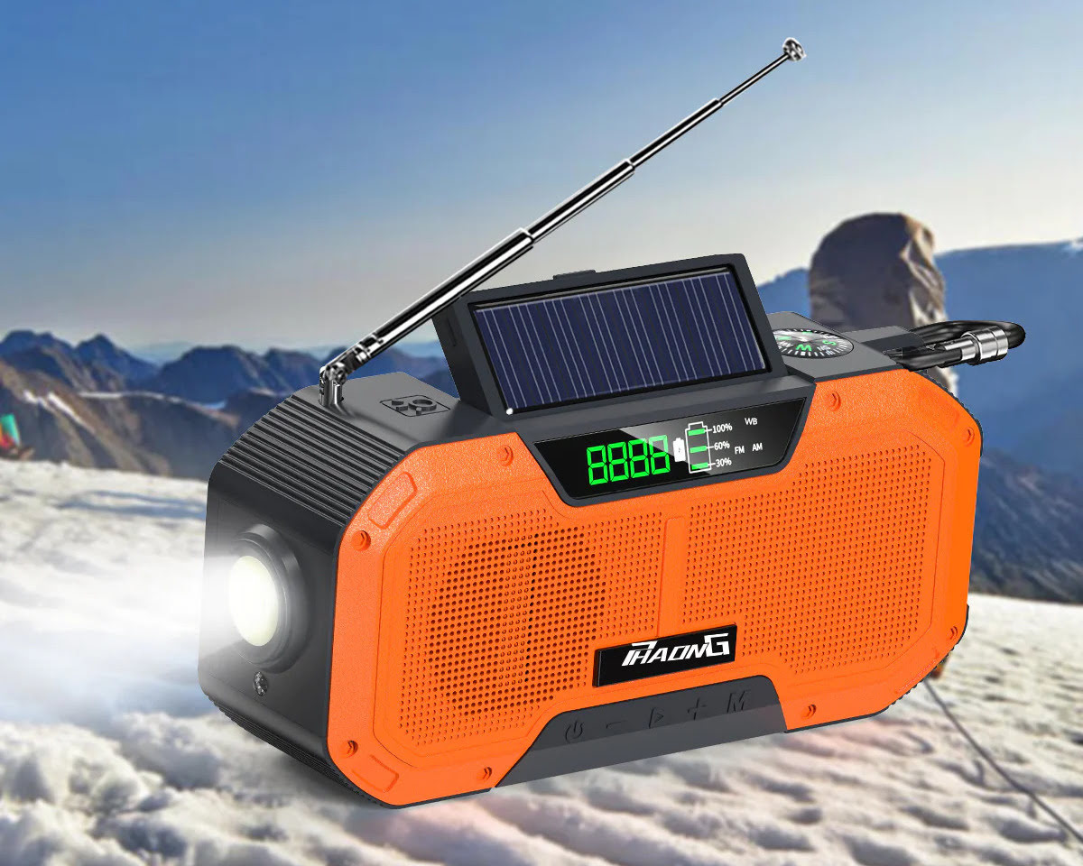 12 Unbelievable Emergency Radios With Phone Chargers & Solar Panel For 2023