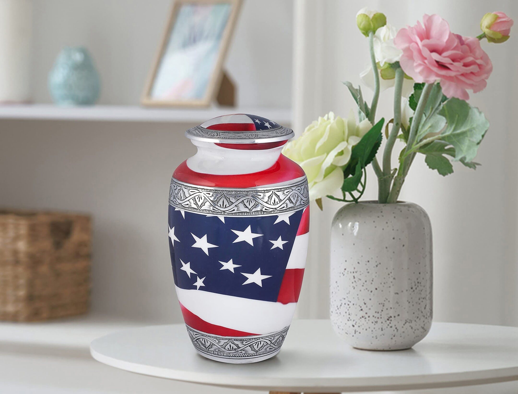 13 Amazing Patriotic Urns For Human Ashes For 2024