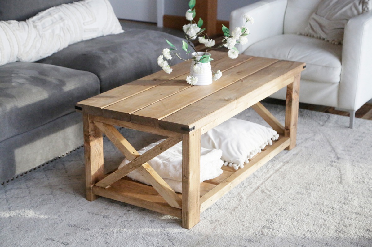 13 Best Farmhouse Coffee Table For 2024