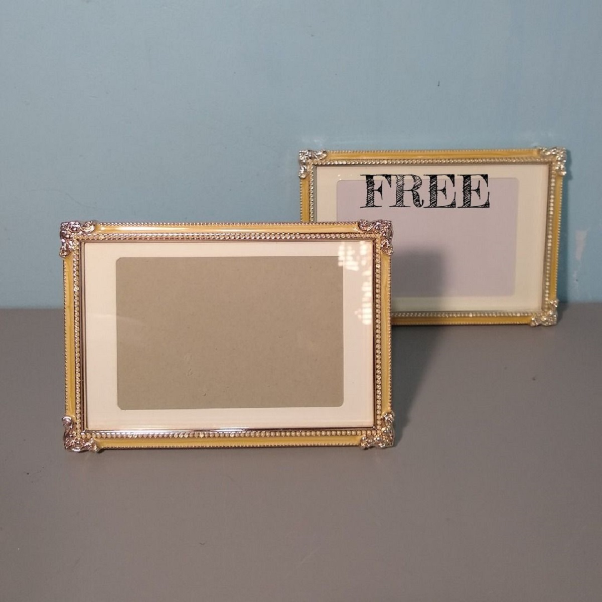 13 Incredible Plastic Picture Frames for 2023