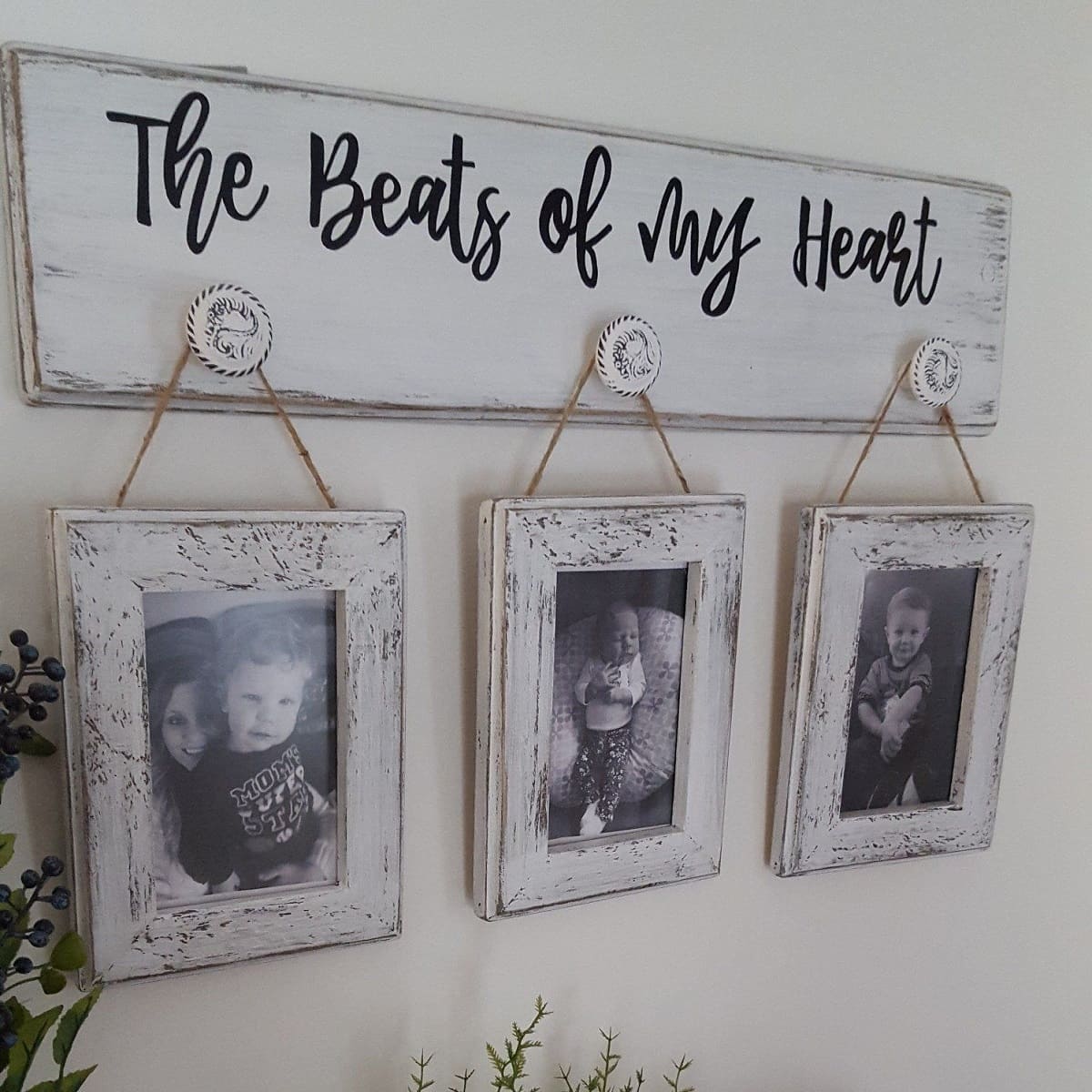 14 Amazing Farmhouse Picture Frames for 2024