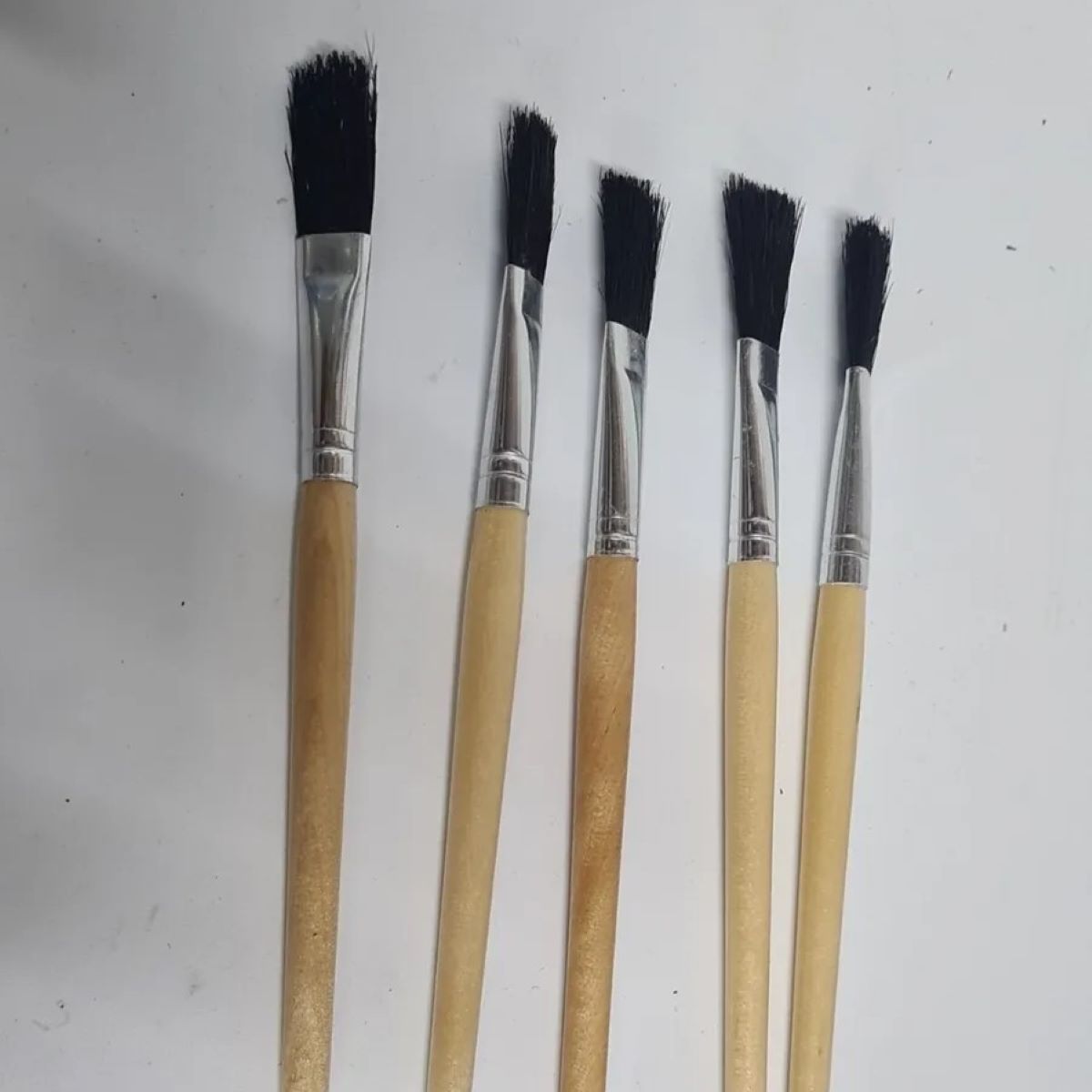 14 Best Enamel Paint Brushes For 2024 Storables