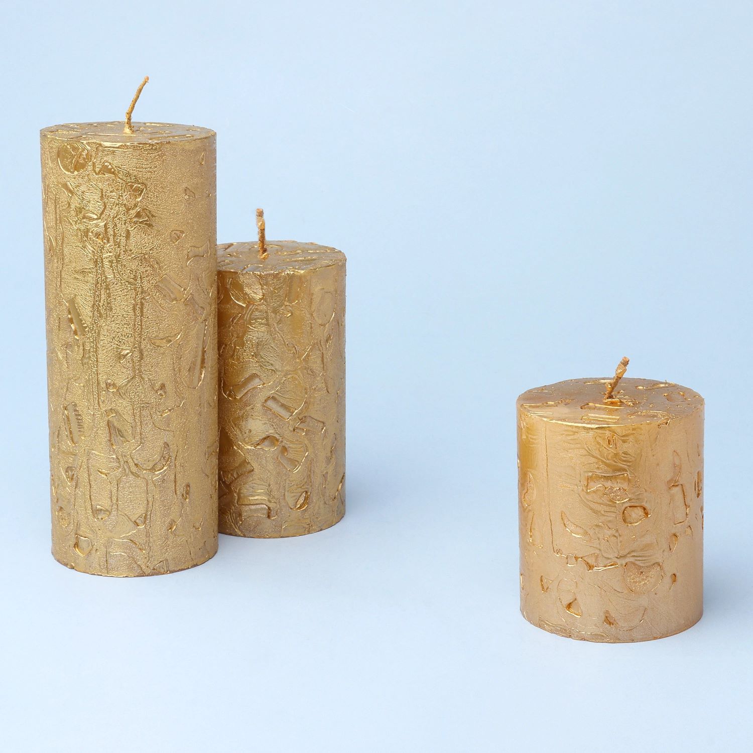 14 Incredible Gold Candles for 2024