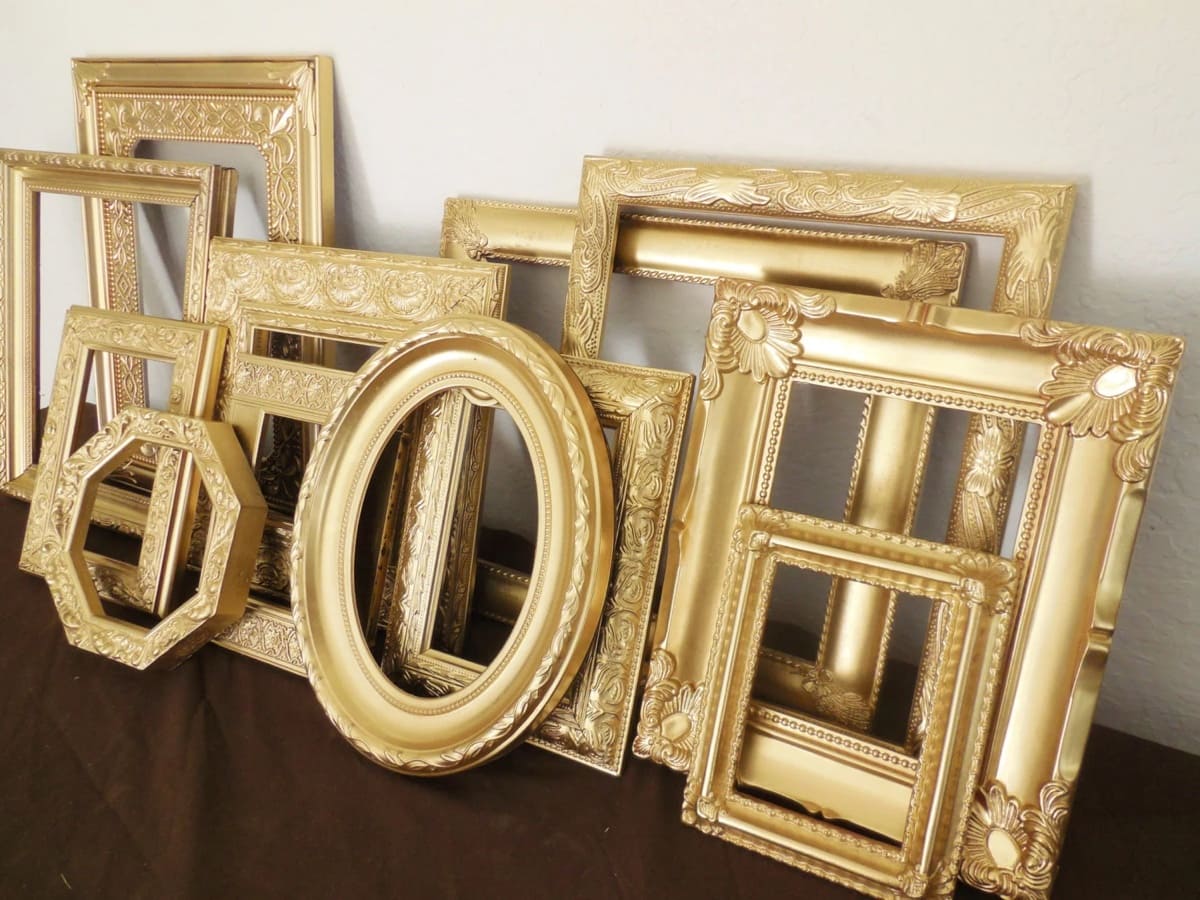 14 Incredible Gold Picture Frames for 2023