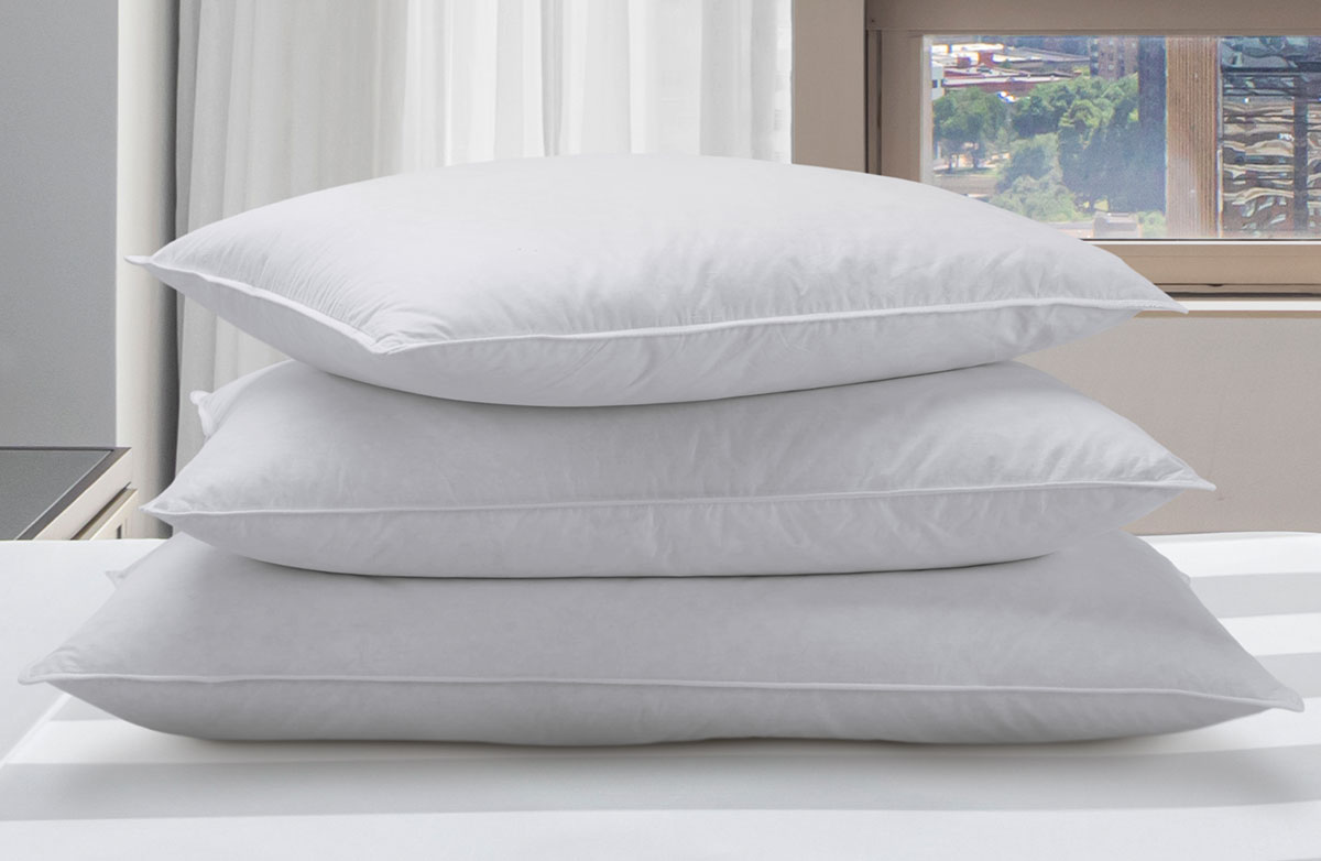 https://storables.com/wp-content/uploads/2023/10/14-superior-down-pillows-for-2023-1697443140.jpg