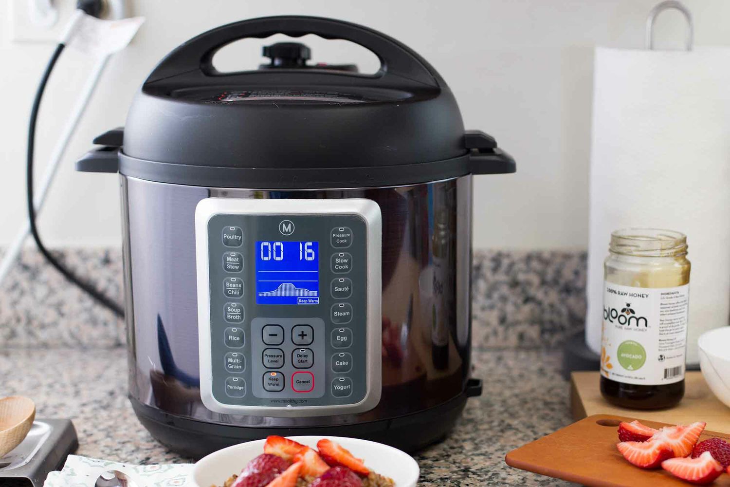 https://storables.com/wp-content/uploads/2023/10/14-superior-mealthy-multipot-9-in-1-pressure-cooker-for-2023-1697073095.jpeg