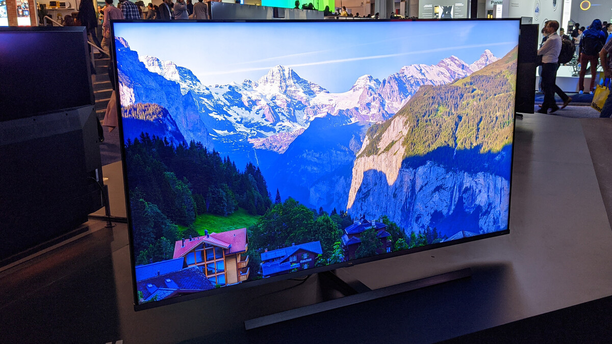15 Amazing 8K Television For 2023