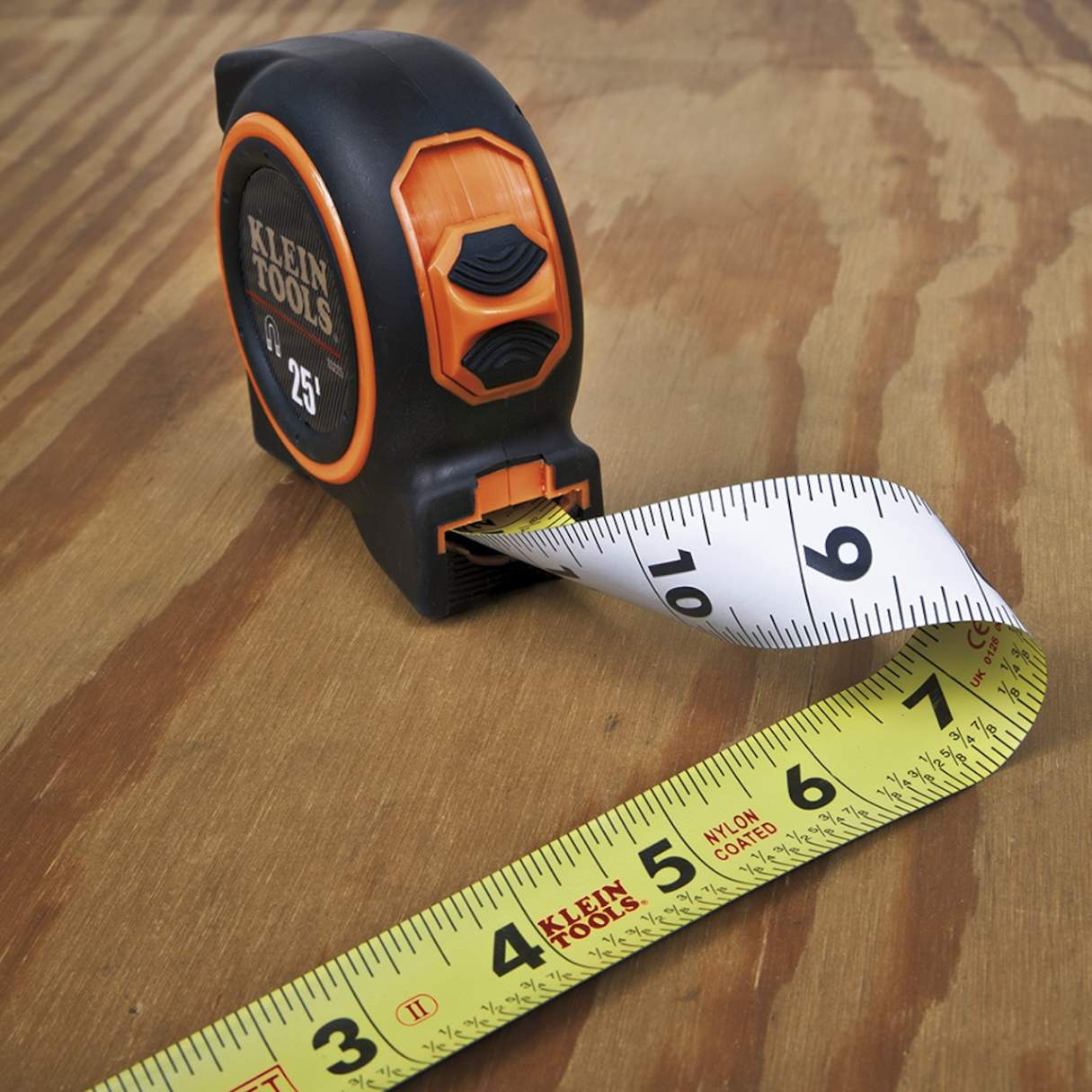 Wide Blade Tape Measure - 25ft - Engineer's/Dual Scale