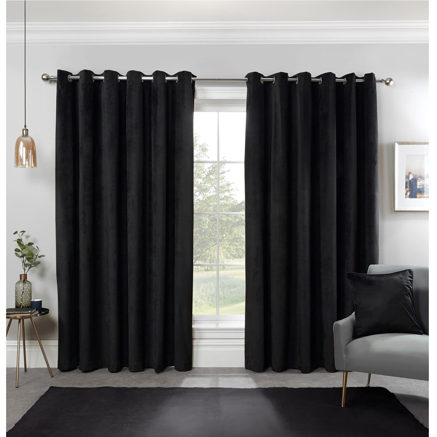 8 Amazing Black Curtains for 2024